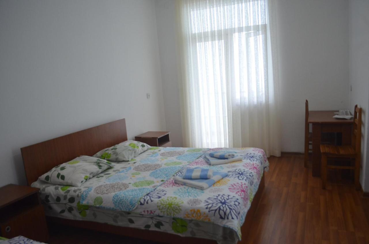 Akhmed Guest House Квариати Екстериор снимка
