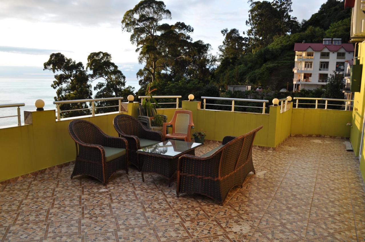 Akhmed Guest House Квариати Екстериор снимка