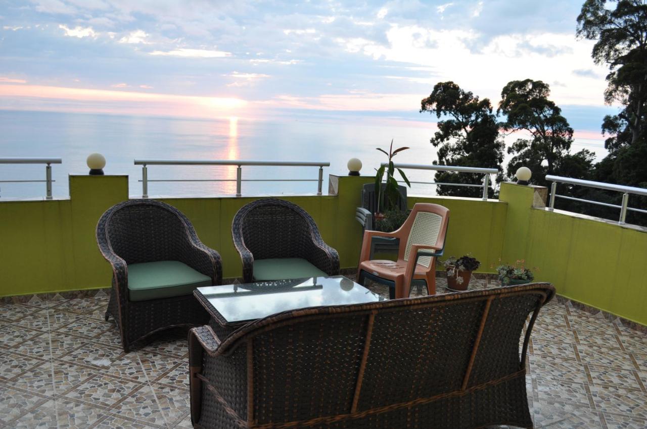 Akhmed Guest House Квариати Екстериор снимка