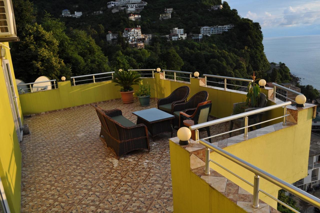Akhmed Guest House Квариати Екстериор снимка