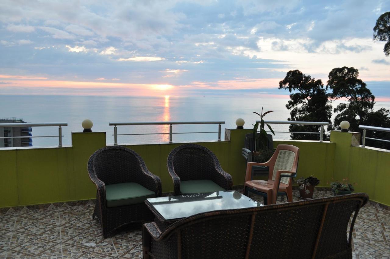 Akhmed Guest House Квариати Екстериор снимка