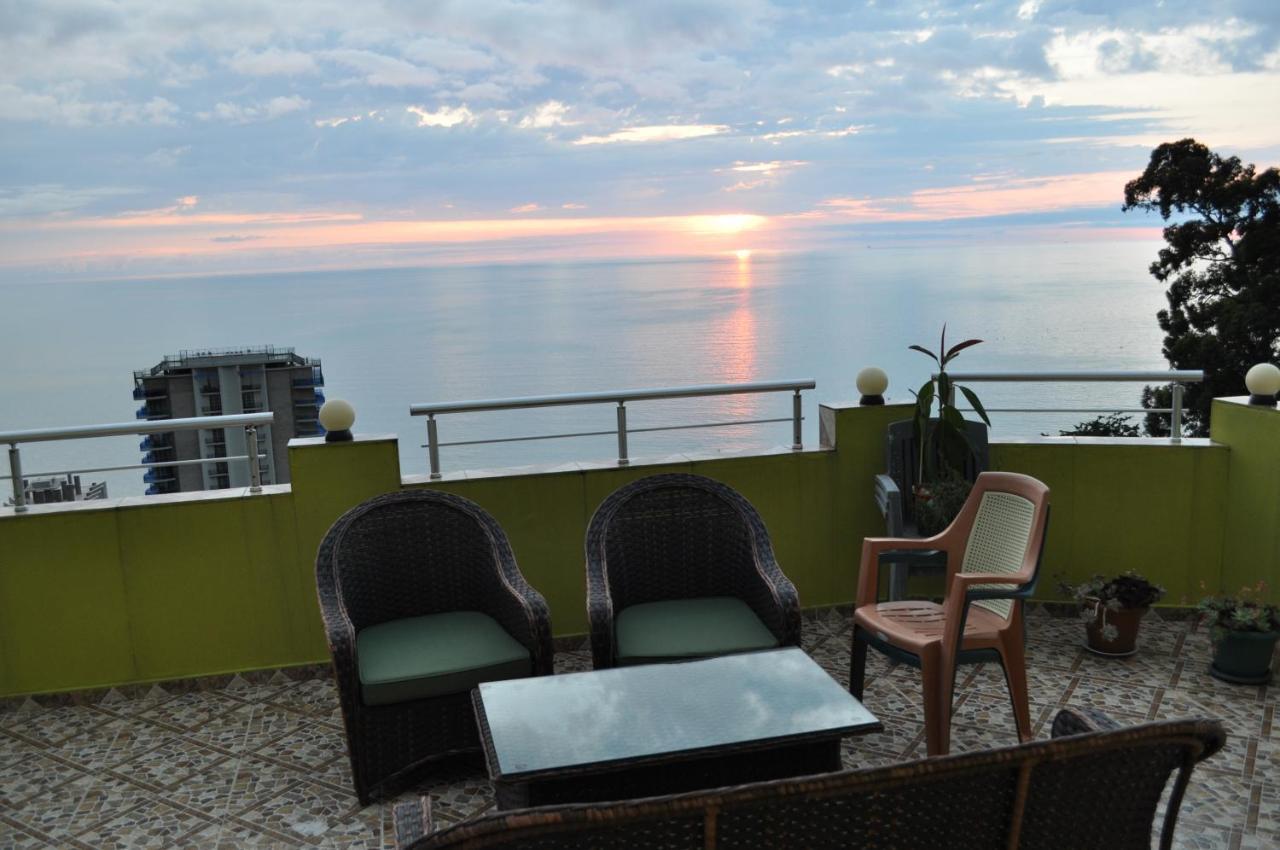 Akhmed Guest House Квариати Екстериор снимка