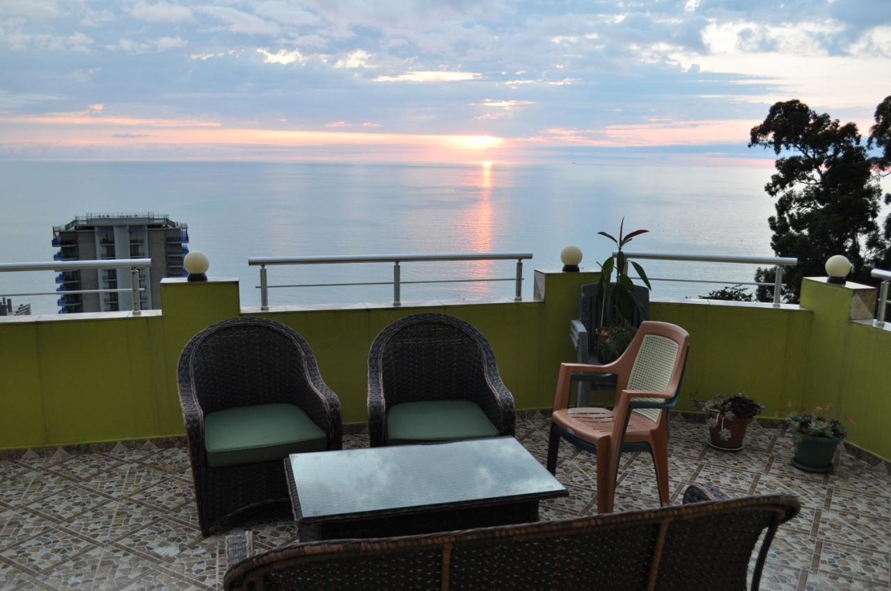 Akhmed Guest House Квариати Екстериор снимка
