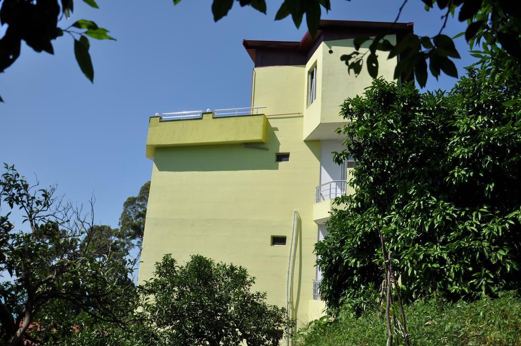 Akhmed Guest House Квариати Екстериор снимка