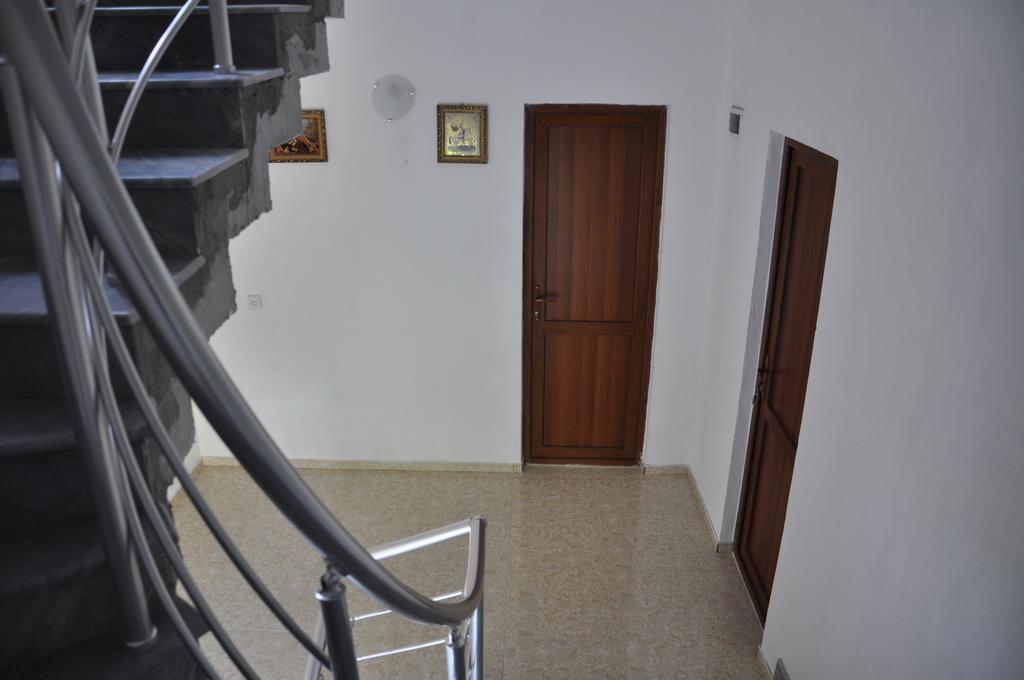Akhmed Guest House Квариати Екстериор снимка