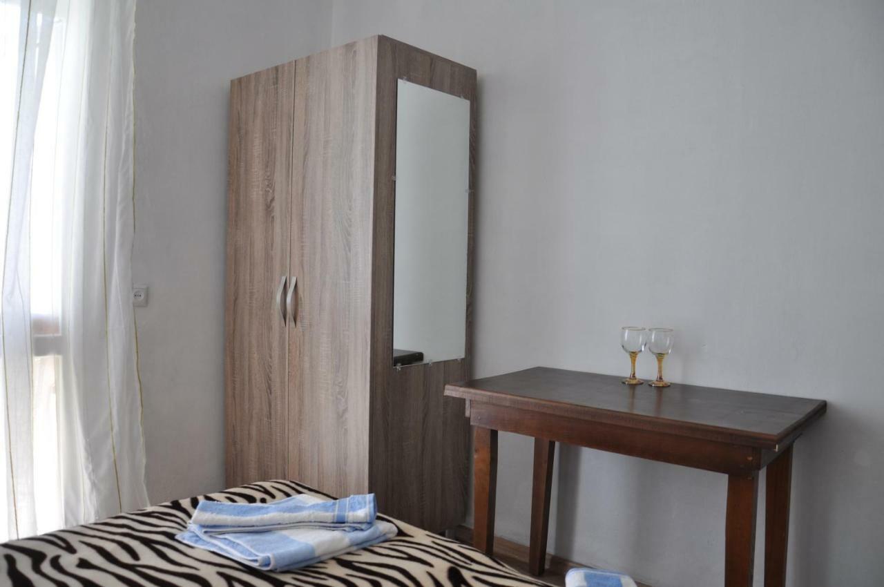 Akhmed Guest House Квариати Екстериор снимка
