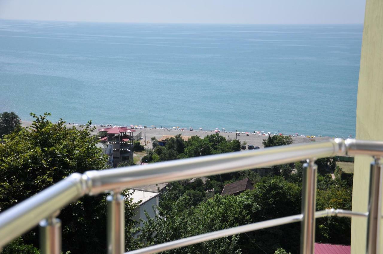 Akhmed Guest House Квариати Екстериор снимка